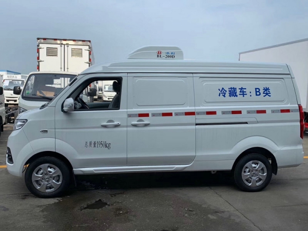 （国六）金杯X30L面包冷藏车
