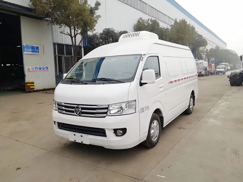国六 福田G9面包冷藏车