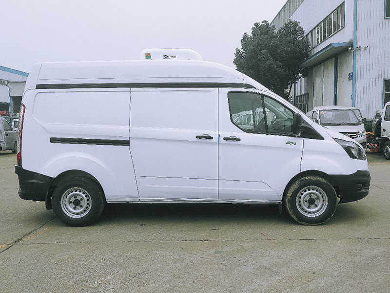新全顺V362轻客冷藏车