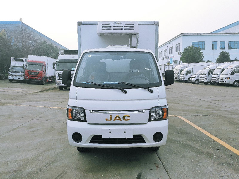 国六 江淮康铃X5汽油冷藏车