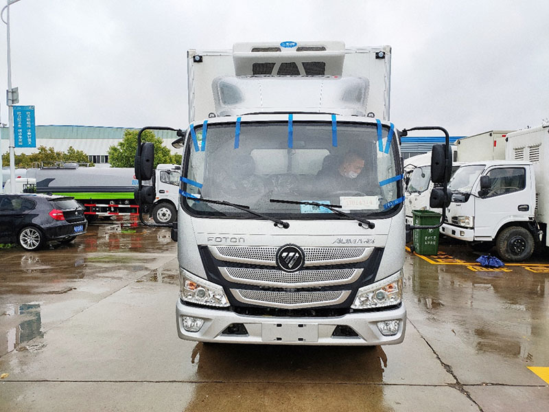 国六 福田欧马可S1冷藏车