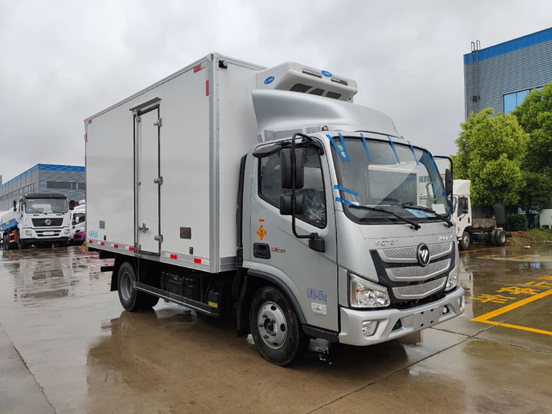 国六 福田欧马可S1冷藏车