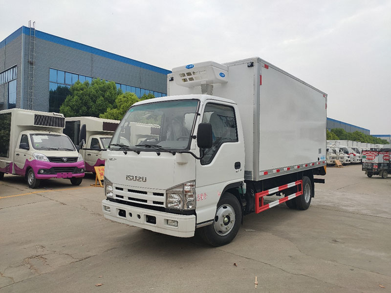国六 庆铃五十铃100P冷藏车